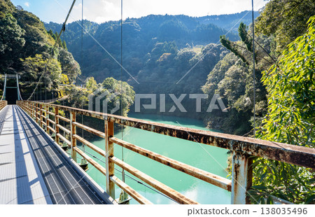 Yunouchi Suspension Bridge at Hayakitsuhime Shrine (Saito City) 138035496