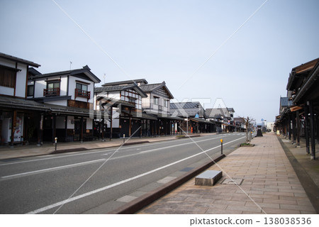 三國街道鹽澤宿牧野通（新潟縣南魚沼市） 138038536