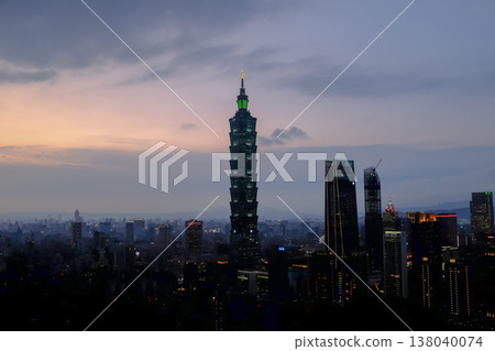 Aerial view of skyline of Taipei city with Taipei 101 Skyscraper at sunset from Xiangshan Elephant Mountain. Beautiful landscape and cityscape of Taipei downtown buildings and architecture in the city Aerial view of skyline of Taipei city with Taipei 101 Skyscraper at sunset from Xiangshan Elephant Mountain. Beautiful landscape and cityscape of Taipei downtown buildings and architecture in the city 138040074