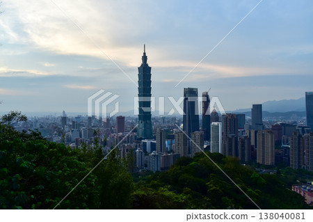 Aerial view of skyline of Taipei city with Taipei 101 Skyscraper at sunset from Xiangshan Elephant Mountain. Beautiful landscape and cityscape of Taipei downtown buildings and architecture in the city Aerial view of skyline of Taipei city with Taipei 101 Skyscraper at sunset from Xiangshan Elephant Mountain. Beautiful landscape and cityscape of Taipei downtown buildings and architecture in the city 138040081