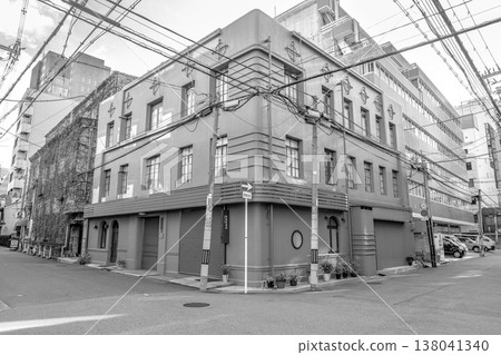 伏見大樓(澤野大樓):活生生的建築博物館-大阪復古建築之旅-報紙雜誌專訪 伏見大樓(澤野大樓):活生生的建築博物館-大阪復古建築之旅-報紙雜誌專訪 138041340