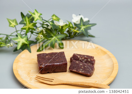 Famous Korean rice cake confectionery; a traditional Korean sweet. Famous Korean rice cake confectionery; a traditional Korean sweet. 138042451