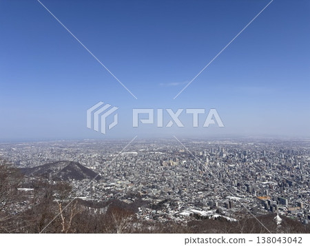 從札幌藻岩山索道眺望的景色 從札幌藻岩山索道眺望的景色 138043042