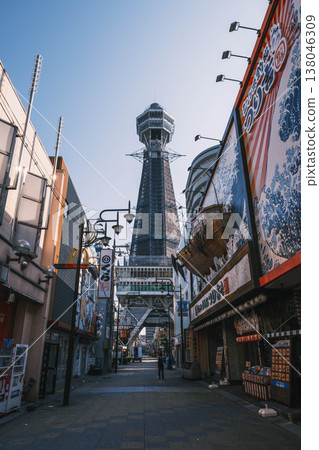 [Shinsekai] Tsutenkaku Tower, famous as a symbol of Osaka 138046309