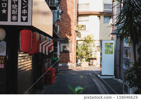 [Shinsekai] Scenery of Osaka's old downtown area 138046629