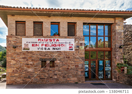 Ruesta abandoned village next to the Yesa reservoir near Jaca, Z 138046711