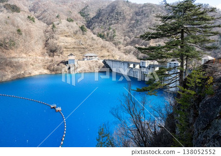 Spring scenery at Okushima Lake, Gunma Prefecture Spring scenery at Okushima Lake, Gunma Prefecture 138052552