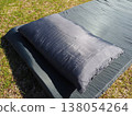 Image of how to use a camping air pillow and mat. 138054264