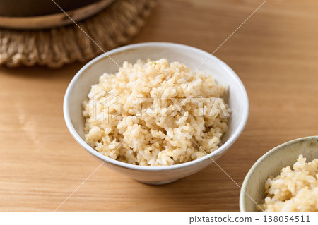 碗裝糙米飯 碗裝糙米飯 138054511