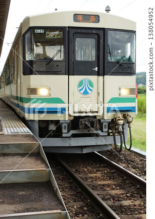 Scenery along the Abukuma Express Line: Yanagawa Station (Abukuma Express 8100 series train) 138054952