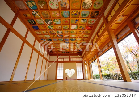 京都正壽院 - 設有心形窗和天花板畫的客殿 138055317