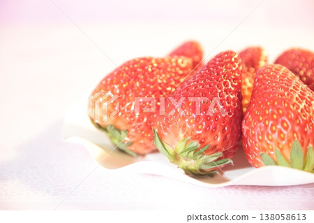 Fresh strawberries Fresh strawberries 138058613