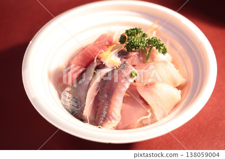 美味的海鮮蓋飯 美味的海鮮蓋飯 138059004