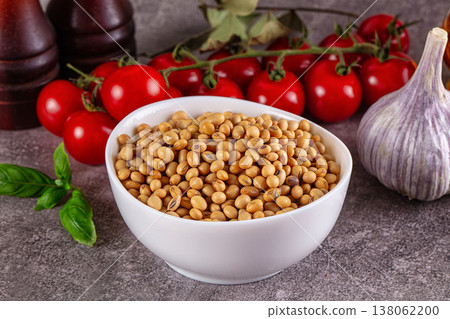 Raw soya beans in the bowl 138062200