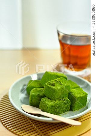 Delicious-looking matcha warabi mochi Delicious-looking matcha warabi mochi 138066860