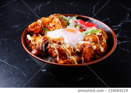 Fried rice bowl 138069229