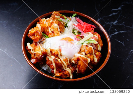 Fried rice bowl 138069230