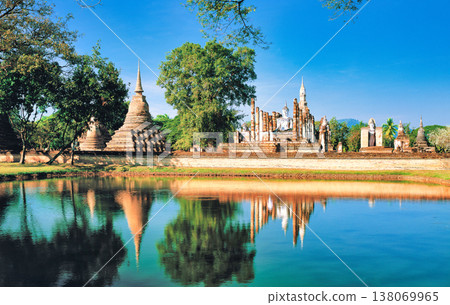 Wat Mahathat of Sukhothai Historical Park Wat Mahathat of Sukhothai Historical Park 138069965