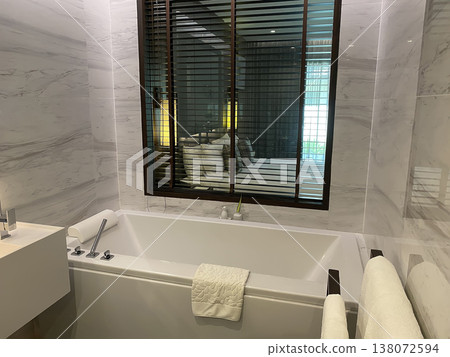 Modern hotel bathroom interior 138072594