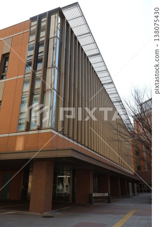 九州大學伊東校區科學圖書館 九州大學伊東校區科學圖書館 138075430