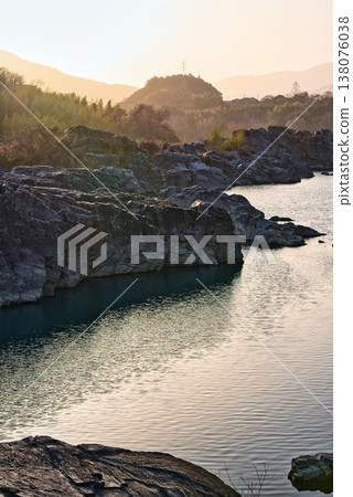 [Minoda no Fuchi] Yoshino River (Higashimiyoshi Town, Tokushima Prefecture) 138076038