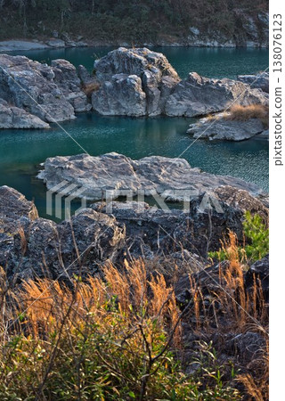 [Minoda no Fuchi] Yoshino River (Higashimiyoshi Town, Tokushima Prefecture) 138076123