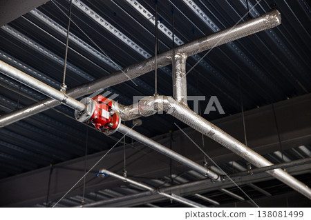 多層停車庫配備泡沫滅火系統 多層停車庫配備泡沫滅火系統 138081499