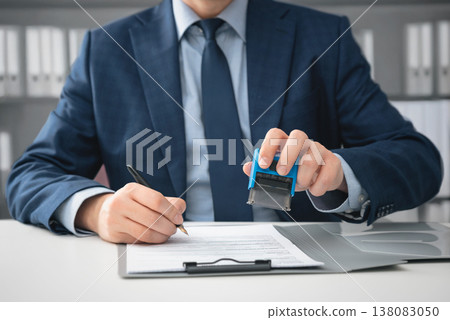 Business person working in the office Business person working in the office 138083050