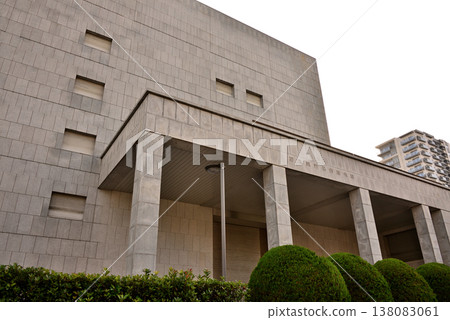 日本銀行名古屋分行3號大樓是一棟氣勢恢宏的石砌建築。 日本銀行名古屋分行3號大樓是一棟氣勢恢宏的石砌建築。 138083061