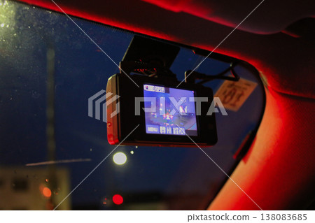 夜間行車記錄器畫面 138083685