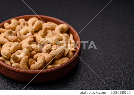 Roasted or raw cashew make a savory snack for a healthy, filling meal. Cashew nuts 138088993