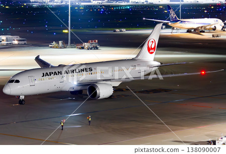 JA845A 準備起飛 JA845A 準備起飛 138090007
