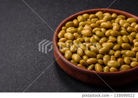 Canned green edamame beans as a healthy vegan ingredient. Edamame beans Canned green edamame beans as a healthy vegan ingredient. Edamame beans 138090022