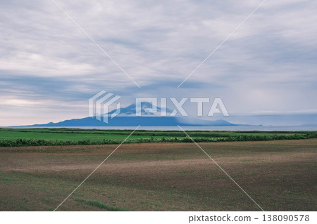 [Hokkaido] The magnificent natural scenery of the Orolon Line 138090578