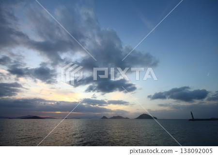 Seaside town of Turgutreis and spectacular sunsets.  138092005