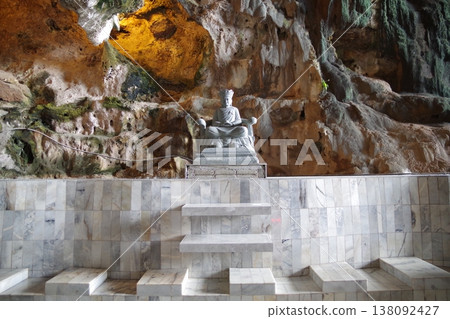 Ipoh, Malaysia - Paradise Cave 138092427