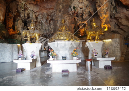 Ipoh, Malaysia - Paradise Cave Ipoh, Malaysia - Paradise Cave 138092452