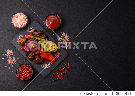 Grilled vegetables: bell peppers, zucchini, eggplant, onions, and corn. Grilled vegetables Grilled vegetables: bell peppers, zucchini, eggplant, onions, and corn. Grilled vegetables 138093431