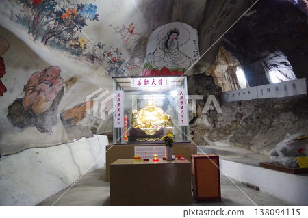 Peraton Cave Temple, Ipoh, Malaysia Peraton Cave Temple, Ipoh, Malaysia 138094115