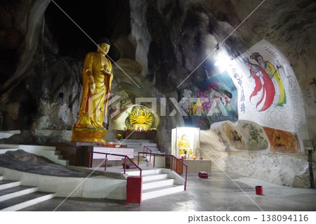 馬來西亞怡保佩拉頓石窟寺 馬來西亞怡保佩拉頓石窟寺 138094116