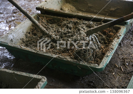 製作荒壁黏土 138096367