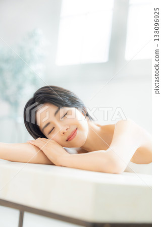 Young women's skin care Young women's skin care 138096925