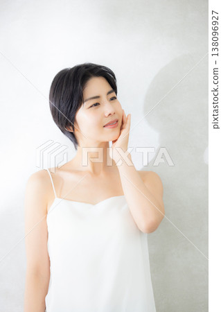 Young women's skin care Young women's skin care 138096927
