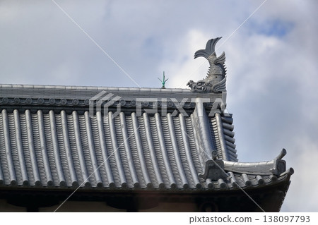 Hiroshima Castle, Main Tower, Shachihoko (mythical fish-like creatures) 138097793