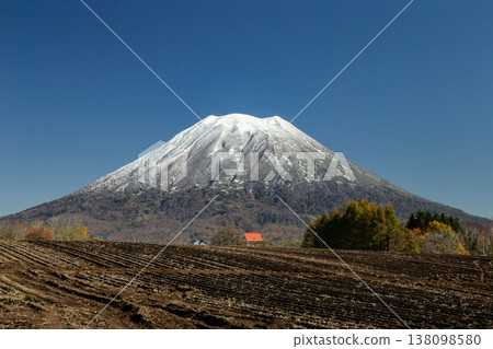 初雪降雪 138098580