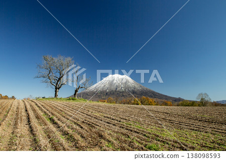 初雪降雪 138098593