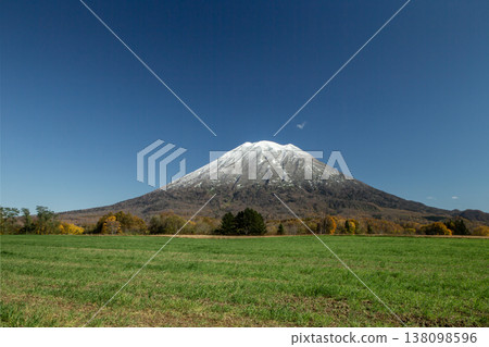 初雪降雪 138098596