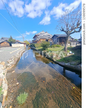 有運河的小鎮 138099578