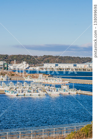 從靜岡縣大前崎市眺望大前崎港 138099698