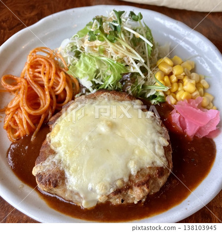 Milton's Cheese Hamburg Steak Milton's Cheese Hamburg Steak 138103945